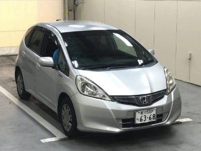 HONDA FIT — фото