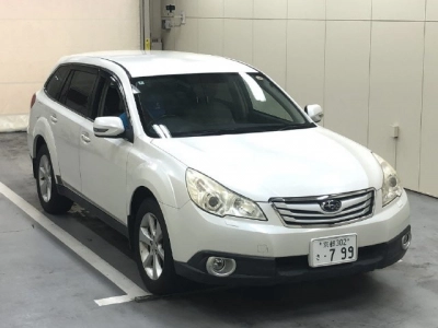 SUBARU OUTBACK — фото