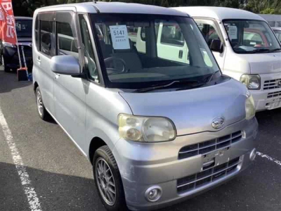 DAIHATSU TANTO — фото