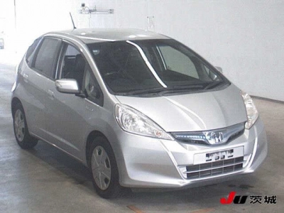 HONDA FIT — фото