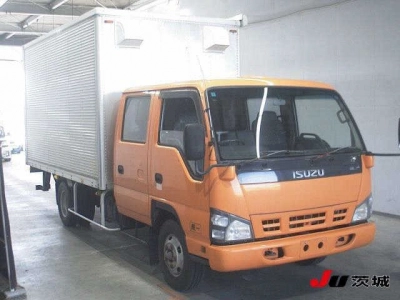 ISUZU ELF — фото