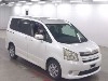 TOYOTA NOAH — фото