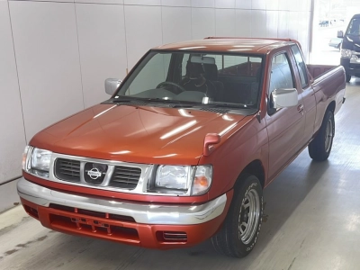 NISSAN DATSUN — фото