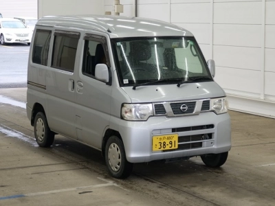 NISSAN NV100 CLIPPER — фото