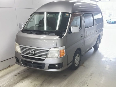NISSAN CARAVAN COACH — фото