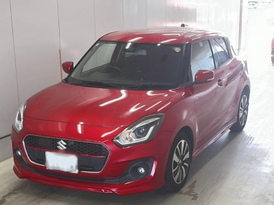 SUZUKI SWIFT — фото
