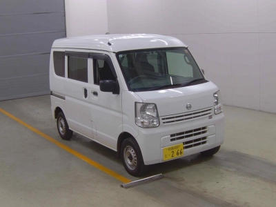 NISSAN NV100 CLIPPER — фото
