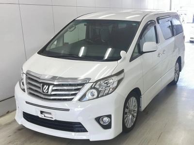 TOYOTA ALPHARD — фото