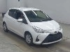 TOYOTA VITZ — фото