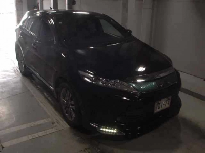 TOYOTA HARRIER — фото