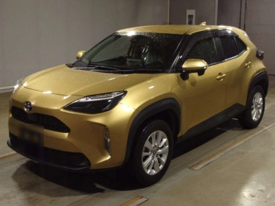 TOYOTA YARIS CROSS — фото