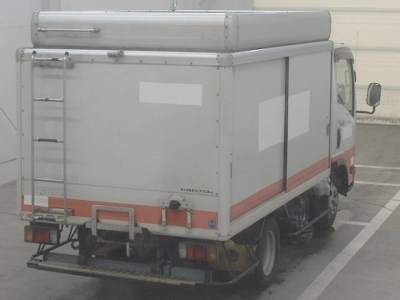 ISUZU ELF — фото