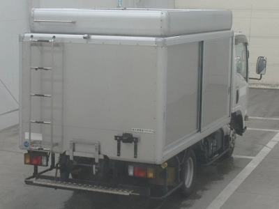 ISUZU ELF — фото