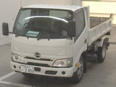 HINO DUTRO — фото