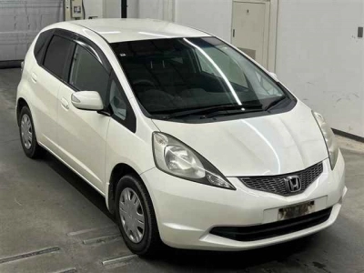 HONDA FIT — фото