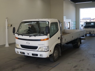 HINO DUTRO — фото
