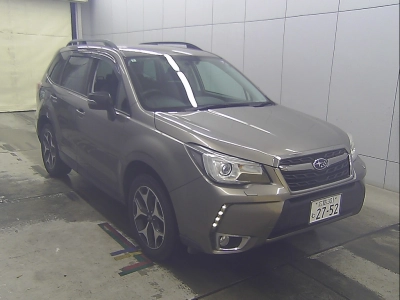 SUBARU FORESTER — фото