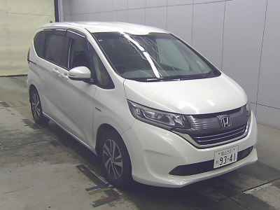 HONDA FREED — фото