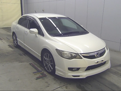 HONDA CIVIC HYBRID — фото