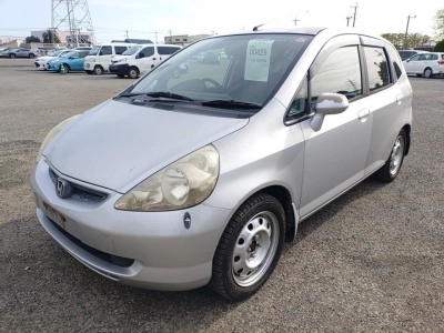 HONDA FIT — фото