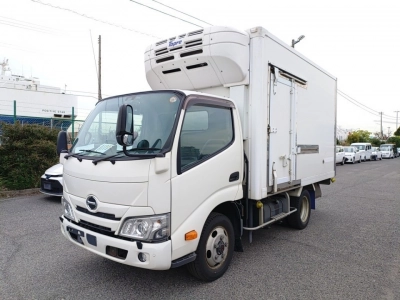 HINO DUTRO — фото