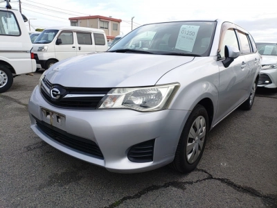 TOYOTA COROLLA FIELDER — фото