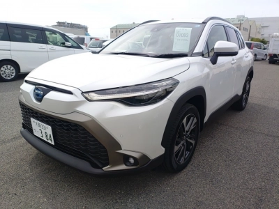TOYOTA COROLLA CROSS — фото