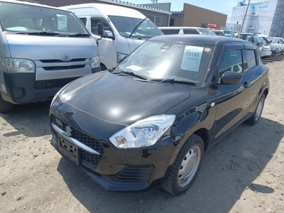 SUZUKI SWIFT — фото