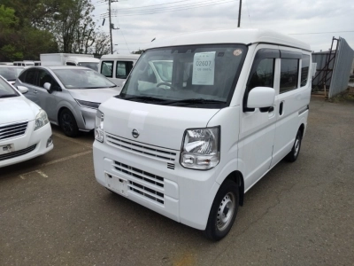NISSAN NV100 CLIPPER — фото