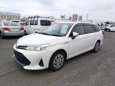 TOYOTA COROLLA FIELDER — фото