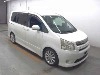TOYOTA NOAH — фото