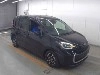 TOYOTA SIENTA — фото