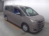TOYOTA NOAH — фото