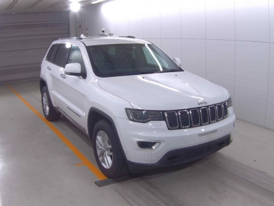 JEEP GRAND CHEROKEE — фото