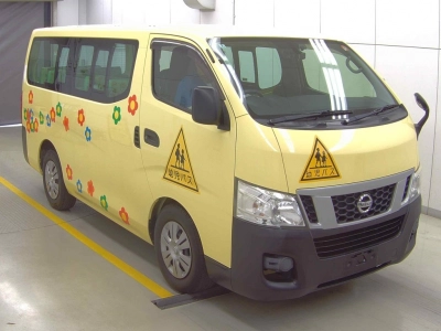 NISSAN NV350 CARAVAN — фото
