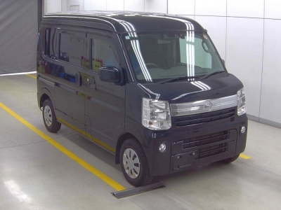 NISSAN NV100 CLIPPER — фото