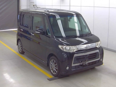 DAIHATSU TANTO — фото