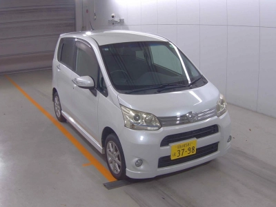DAIHATSU MOVE — фото