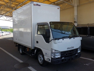 ISUZU ELF — фото