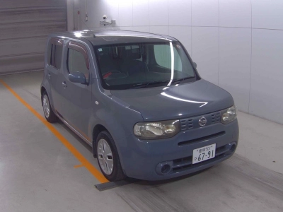 NISSAN CUBE — фото