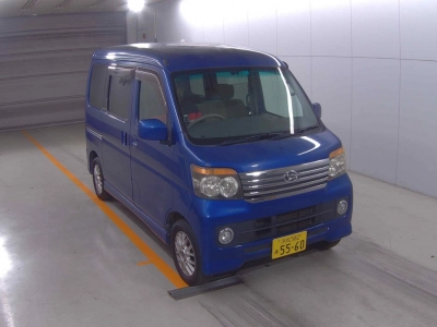 DAIHATSU ATRAI WAGON — фото