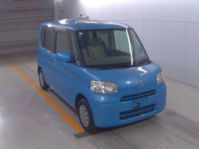 DAIHATSU TANTO — фото