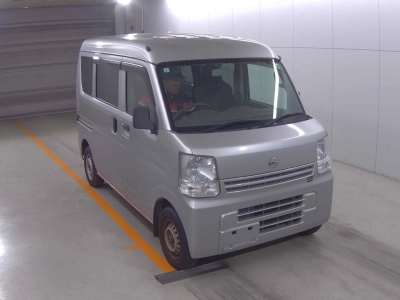 NISSAN NV100 CLIPPER — фото