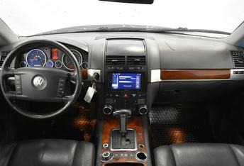 Volkswagen Touareg, I