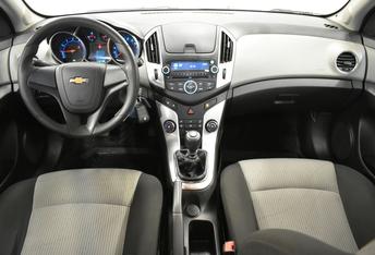 Chevrolet Cruze, I Рестайлинг