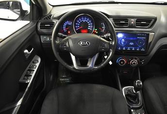 Kia Rio, III