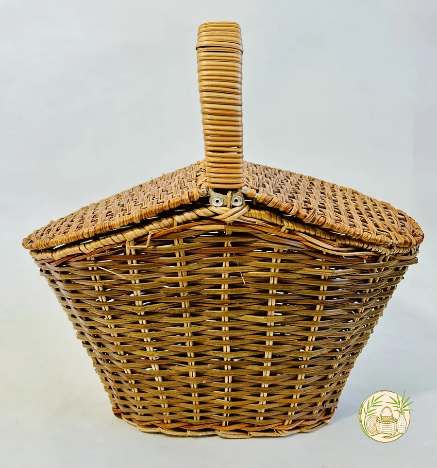 Корзина плетеная из лозы с крышкой С