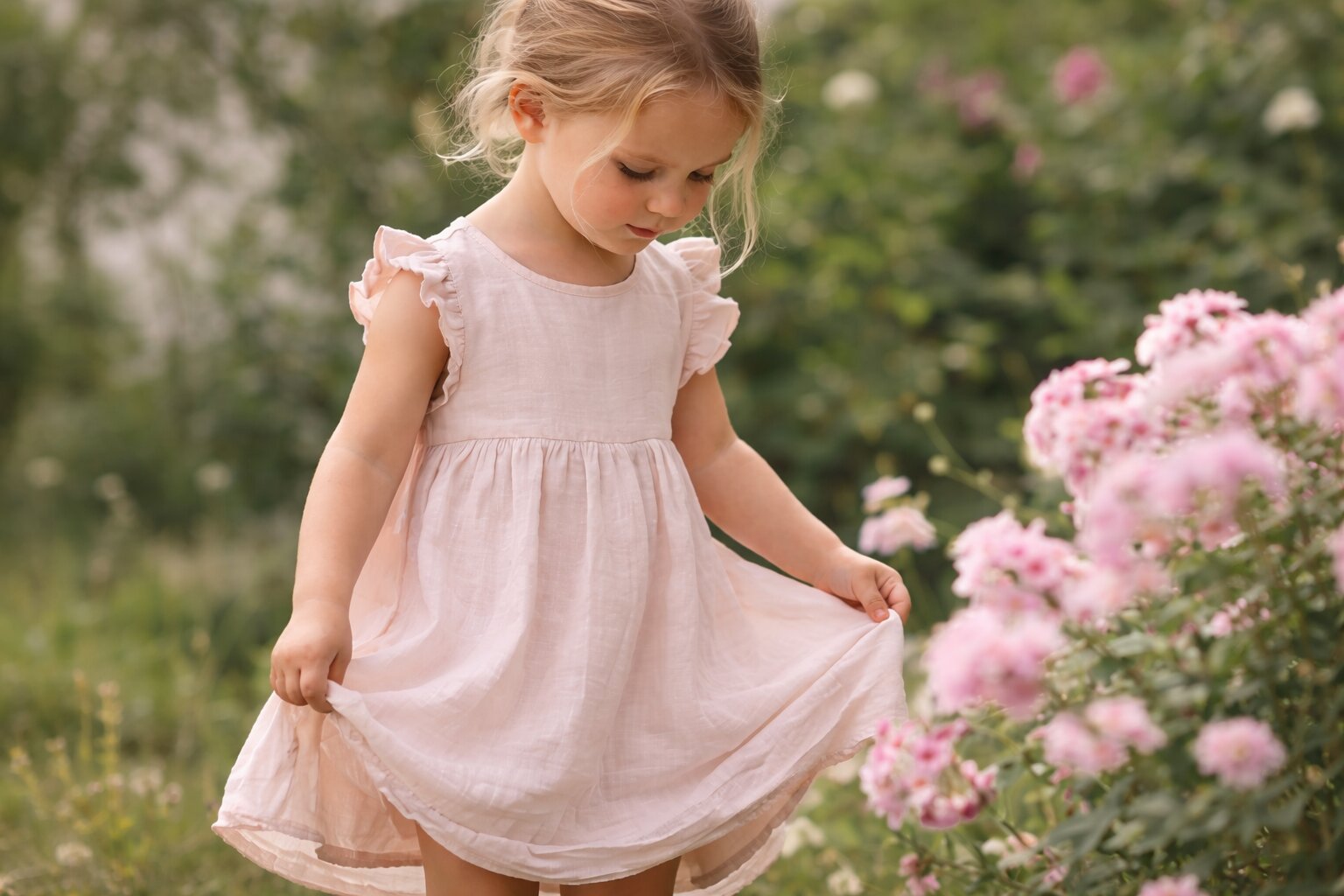 kakaia-tkan-podxodit-dlia-detskogo-platia-i-pocemu