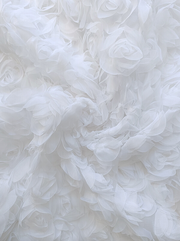 Сетка с цветами розы "Молочный"