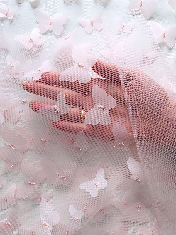 Сетка с 3D бабочками "Пудра"